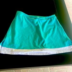 Eliza Audley Tiffany blue skort for tennis, pickleball or golf.  SZ LG